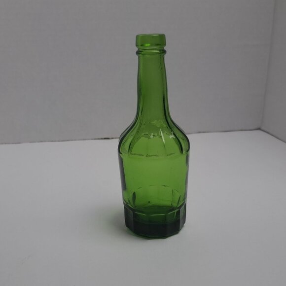 Wheaton Green Glass Jamaican Bitters Bottle No Cork Collectible Vintage 6 inch - Picture 6 of 7